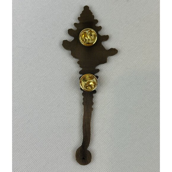 Pagoda Shell Shaped Conchologists City Club 2024 Enamel Pin - Picture 3 of 6